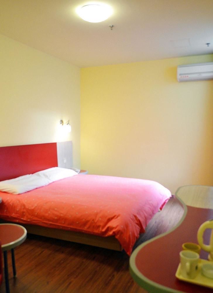 Home Inn Hotel Guiyang Fushui Middle Road Exterior foto
