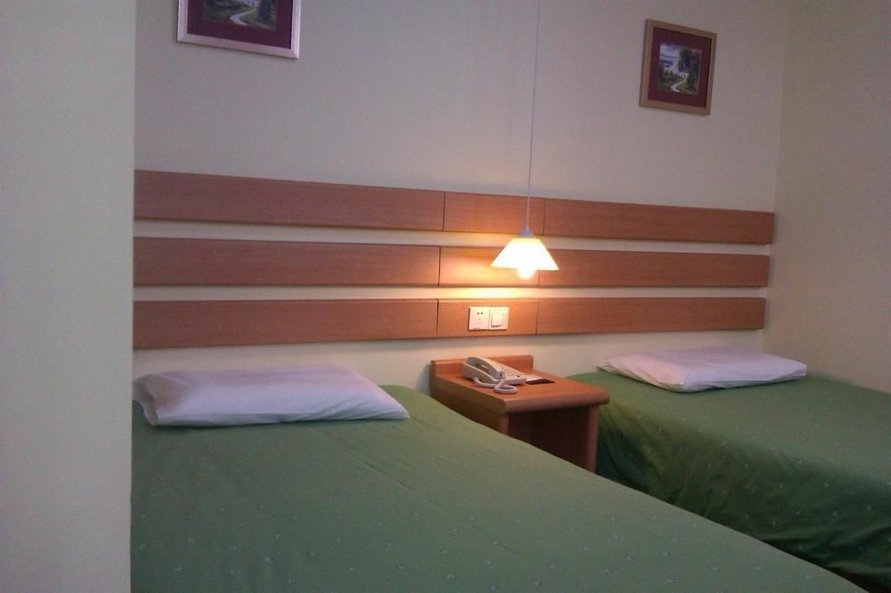 Home Inn Hotel Guiyang Fushui Middle Road Exterior foto